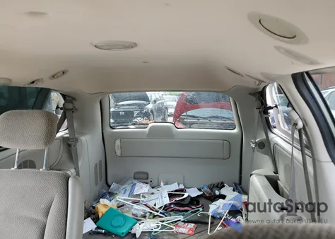 2006 Chrysler Town & Country Lx из США, поврежденный, VIN 1A4GP44R66B568657